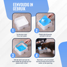 Afbeelding in Gallery-weergave laden, Anti-knoei drinkbak 2,0L - BLAUW - voorkom een natte vloer
